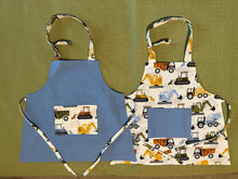 Load image into Gallery viewer, Nana's Little Helper Aprons